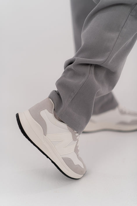 New Balance Shoes - Gray